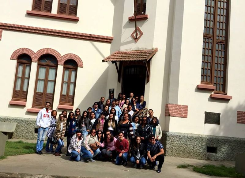 Alunos do Projeto Inclusão Aprendiz visitam Museu em Barbacena